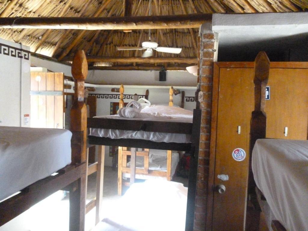 Mayan Hostel كانكون الغرفة الصورة